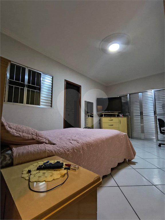 Casa à venda com 4 quartos, sendo 2 suítes, em Residencial Monte Verde, Indaiatuba, SP