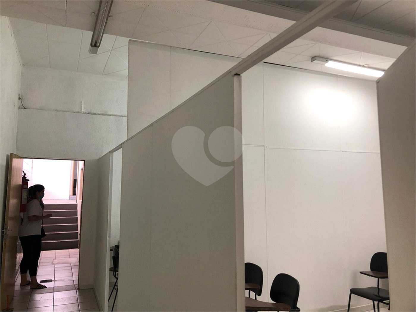 Casa à venda com 6 quartos, sendo 2 suítes, em Vila Monumento, São Paulo, SP