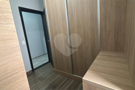 Casa à venda com 3 quartos, sendo 1 suíte, no condomínio Vila Paraty, Indaiatuba - SP