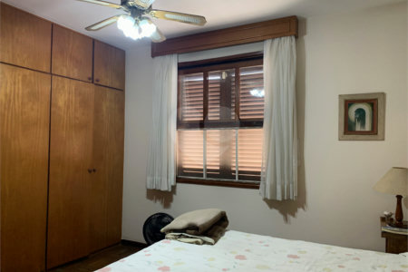 Casa à venda com 3 quartos, sendo 1 suíte, em Brooklin Velho, São Paulo, SP
