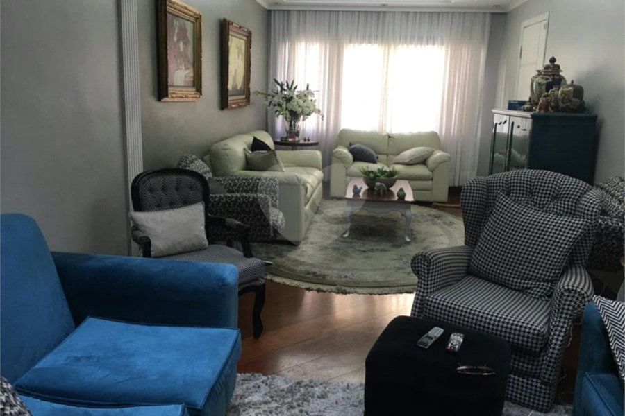 Sobrado à venda com 3 quartos, sendo 1 suíte, em Tremembé, São Paulo, SP