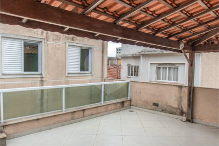 Sobrado à venda com 3 quartos, sendo 1 suíte, em Vila Gustavo, São Paulo, SP