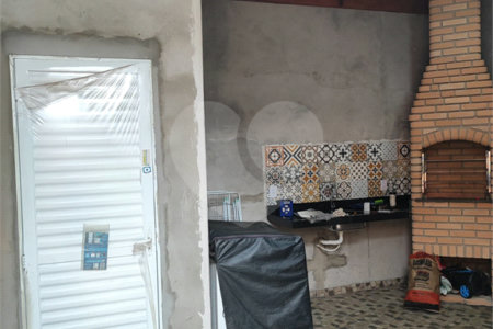 Casa térrea no Condomínio Flamboyant II .
