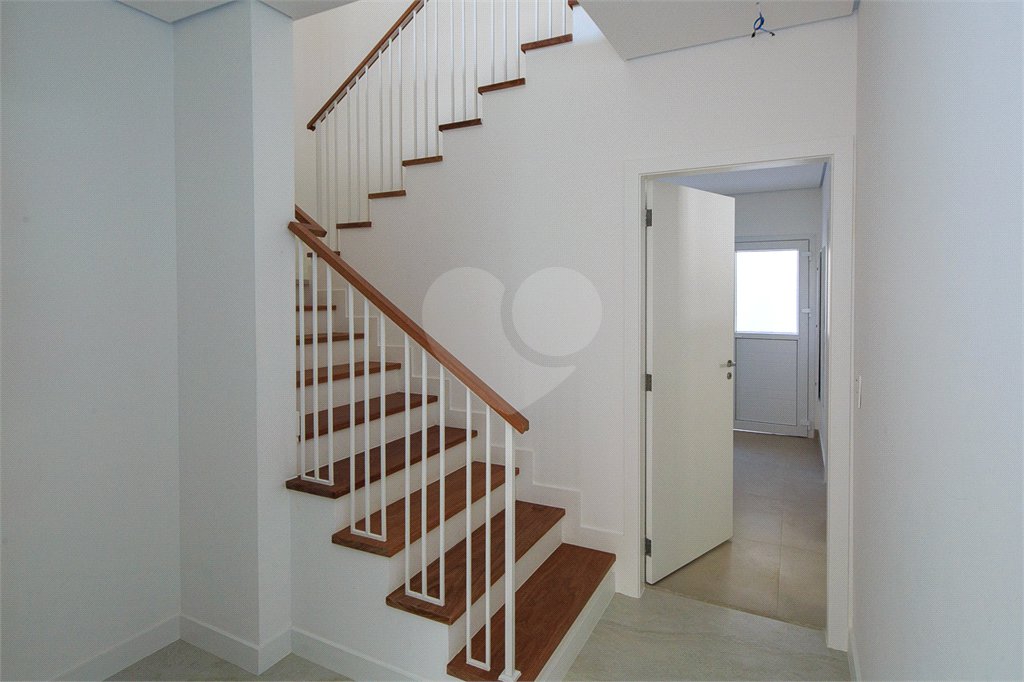 Casa à venda com 5 quartos, sendo 4 suítes, em Jardim Marajoara, São Paulo, SP