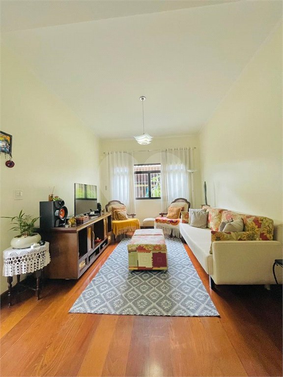Villagio à venda com 4 quartos, sendo 2 suítes, em Saúde, São Paulo, SP