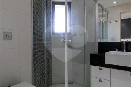Apartamento à venda com 4 quartos, sendo 3 suítes, em Cambuci, São Paulo, SP
