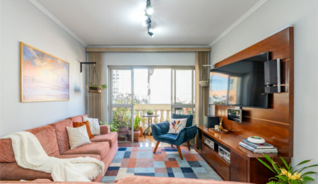 Apartamento à venda com 3 quartos, sendo 1 suíte,  em Campo Belo, São Paulo, SP
