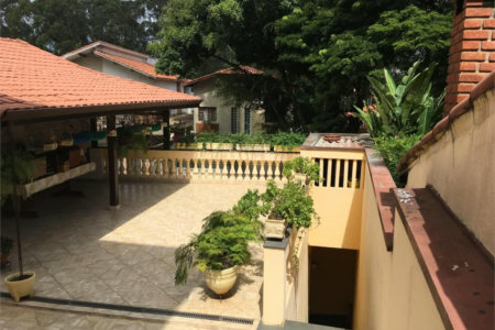 Casa à venda com 4 quartos, sendo 2 suítes, em Vila Suzana, São Paulo, SP