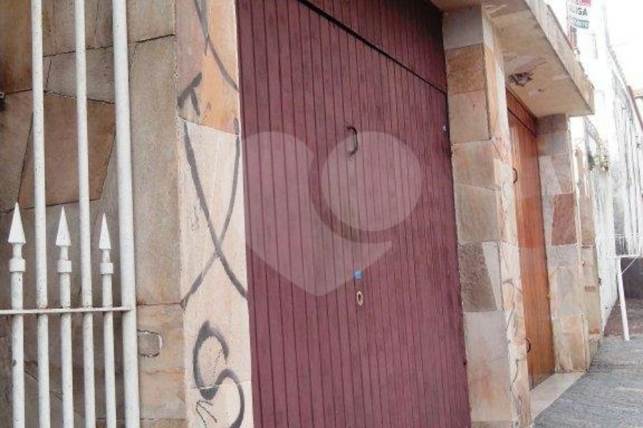 Sobrado à venda com 3 quartos, sendo 1 suíte, em Vila Paiva, São Paulo, SP
