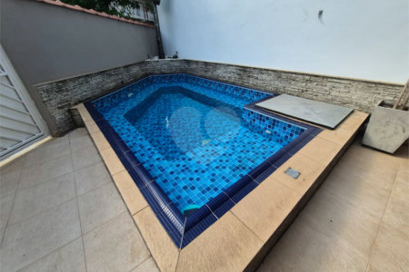 Sobrado à venda com 3 quartos, sendo 1 suíte,  em Vila Fiat Lux, São Paulo, SP
