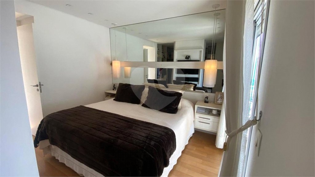 Apartamento à venda com 3 suítes em Vila Romana, São Paulo, SP