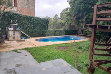 Sobrado à venda com 6 quartos, sendo 3 suítes, em Rolinópolis, São Paulo, SP