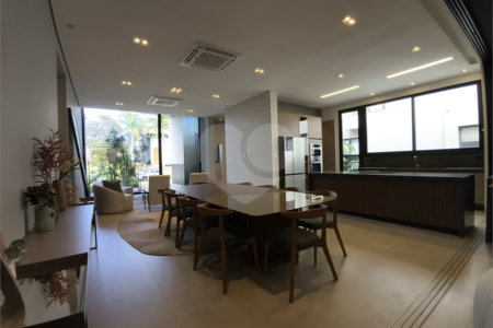 Casa à venda com 4 suítes no condomínio Alphaville Nova Esplanada 1, Votorantim - SP