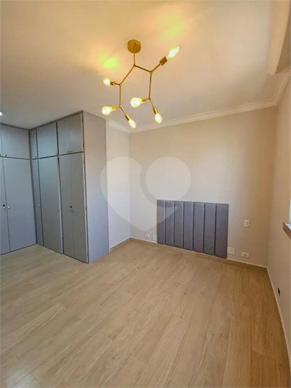 Apartamento à venda com 4 quartos, sendo 1 suíte, em Vila Alexandria, São Paulo, SP
