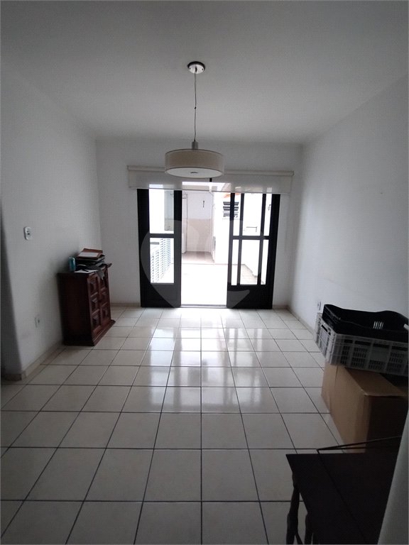 Casa à venda com 4 quartos, sendo 1 suíte, em Vila Mariana, São Paulo, SP