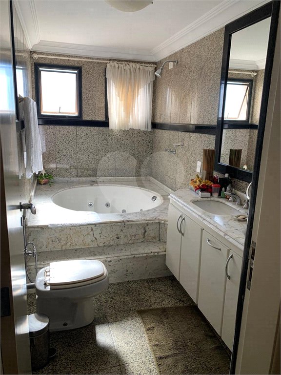 Apartamento à venda com 4 suítes em Quilombo, Cuiabá, MT