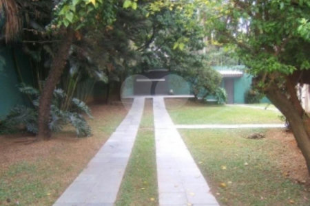 Casa de Vila à venda com 4 quartos, sendo 2 suítes, em Granja Julieta, São Paulo, SP
