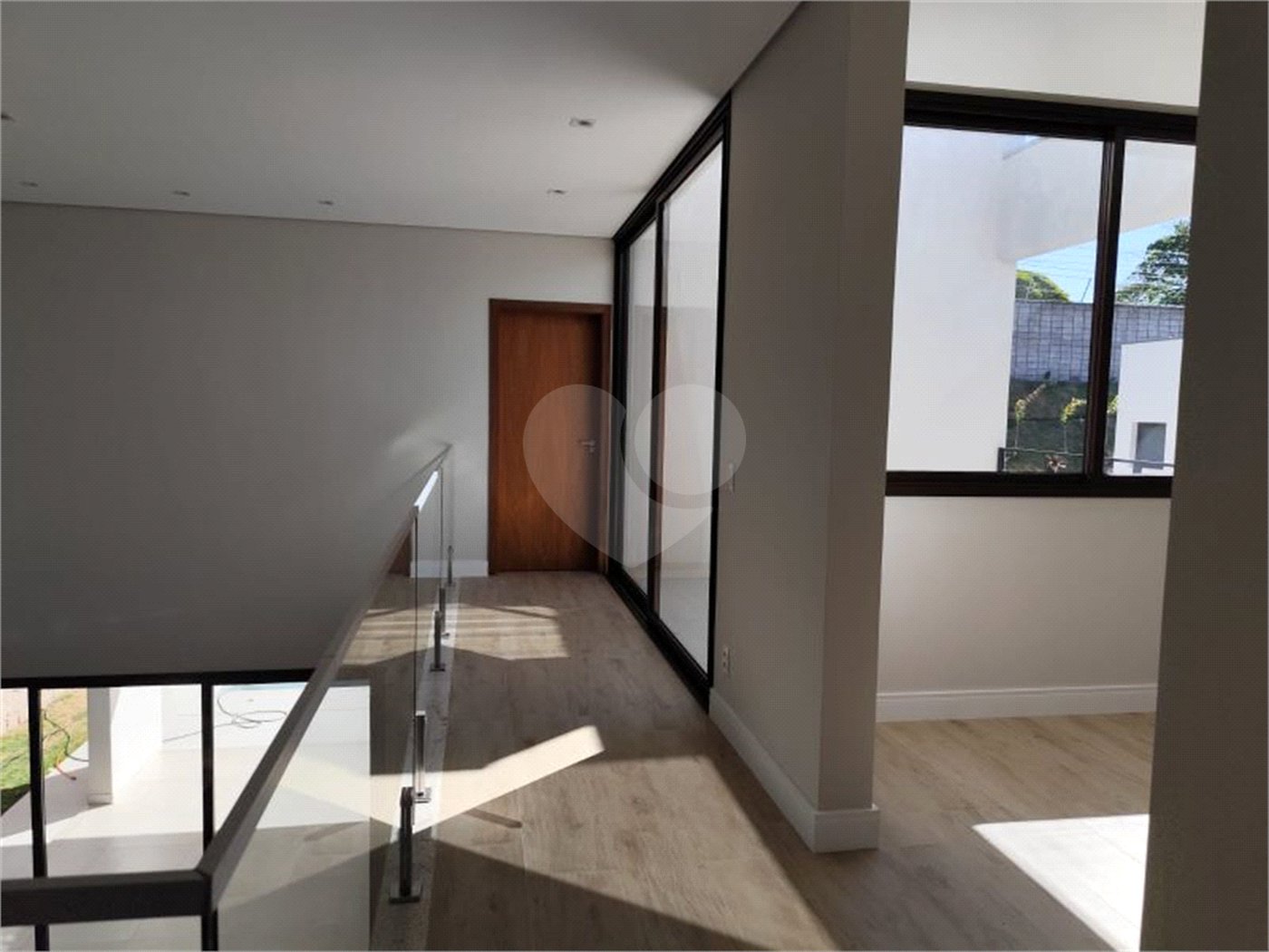 Casa à venda com 3 suítes no condomínio Recanto das Palmas, Vinhedo - SP