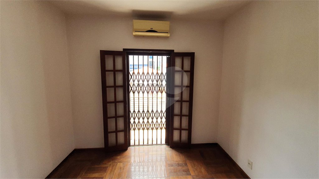 Sobrado à venda com 3 quartos, sendo 1 suíte, em Chácara Santo Antônio (zona Sul), São Paulo, SP