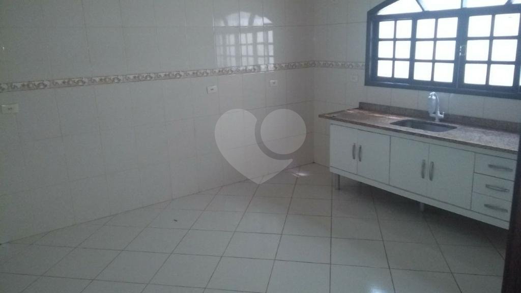 Casa à venda com 3 quartos, sendo 1 suíte, no condomínio São Marcos, São Paulo - SP