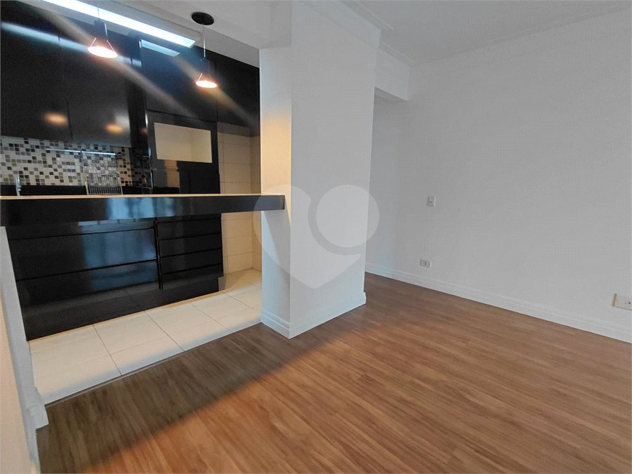 Apartamento à venda com 2 quartos, sendo 1 suíte, em Pinheiros, São Paulo, SP