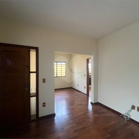 Casa à venda com 5 quartos, sendo 1 suíte, no Centro, Itapetininga, SP