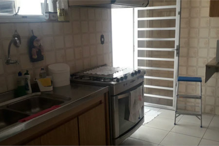Casa à venda com 3 quartos, sendo 2 suítes,  em Jardim Leonor, São Paulo, SP