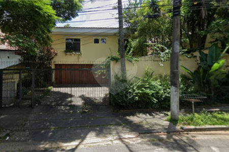 Casa para alugar com 3 suítes em Jardim Guedala, São Paulo, SP