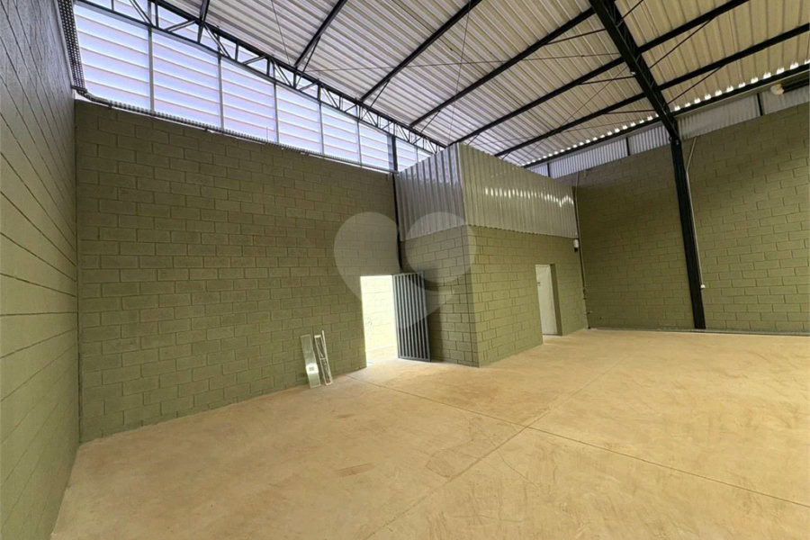 Galpão Comercial para venda e locação no Bairro Santa Rita em Piracicaba/SP.