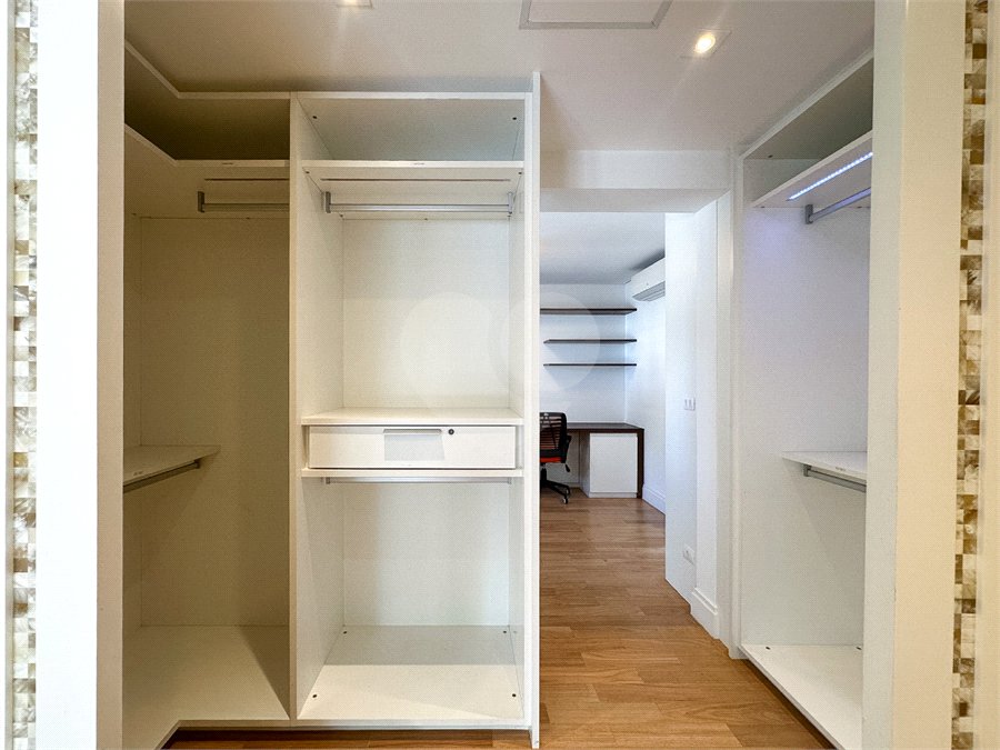 Casa à venda com 4 suítes no condomínio Quadra Real Campo Belo, São Paulo - SP