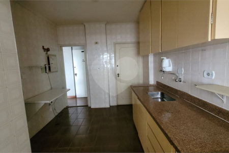 Apartamento à venda com 2 quartos, sendo 1 suíte,  em Vila Mariana, São Paulo, SP