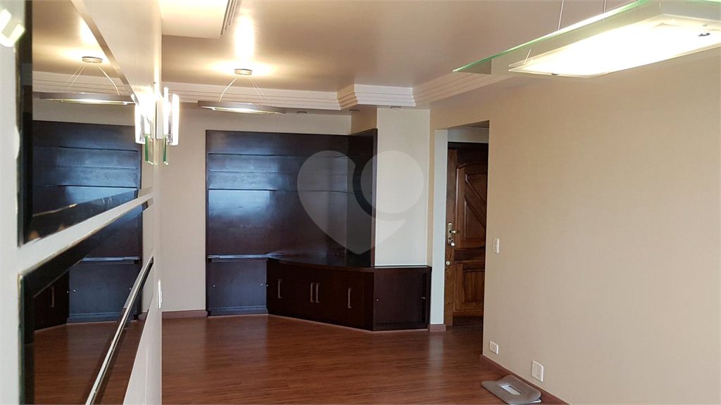 Apartamento à venda com 3 quartos, sendo 1 suíte, em Alto da Lapa, São Paulo, SP