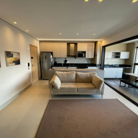 Apartamento 2 dormitórios (1 suíte), porteira fechada, 1 vaga demarcada, no José Menino, Santos