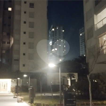 Apartamento à venda ou para alugar com 3 suítes em Vila Anastácio, São Paulo, SP