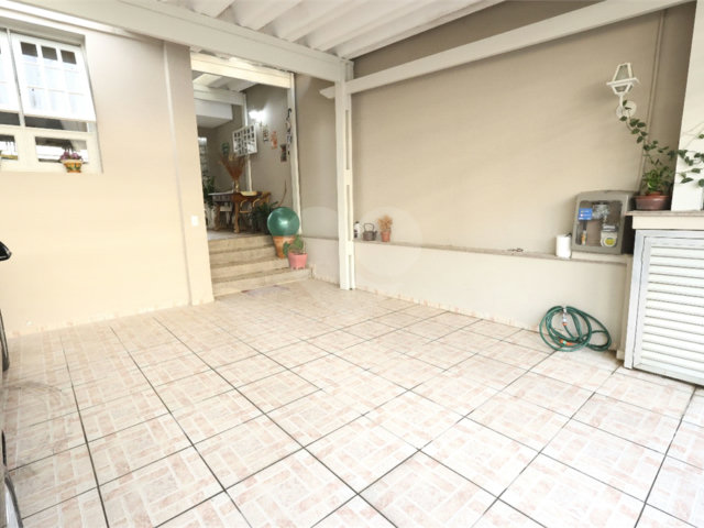 Casa à venda com 4 quartos, sendo 1 suíte,  em Chácara Santo Antônio, São Paulo, SP