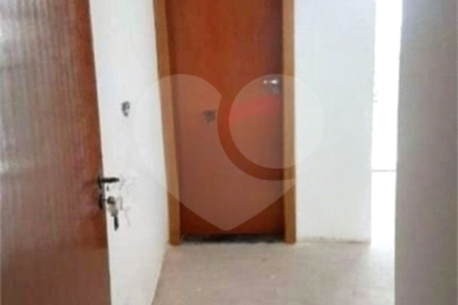 Sobrado à venda com 3 quartos, sendo 1 suíte, em Parada Inglesa, São Paulo, SP