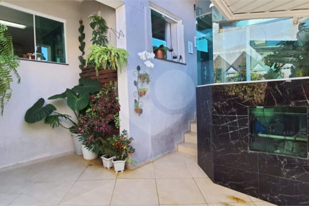 Casa Térrea à venda com 7 quartos, sendo 1 suíte, em Vila Paulicéia, São Paulo, SP
