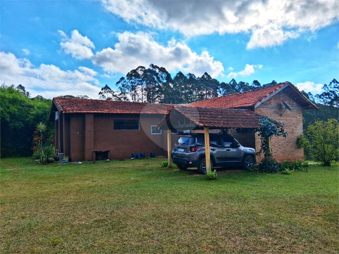Sítio à venda com 3 quartos, sendo 1 suíte,  em Gabriel Piza, São Roque, SP