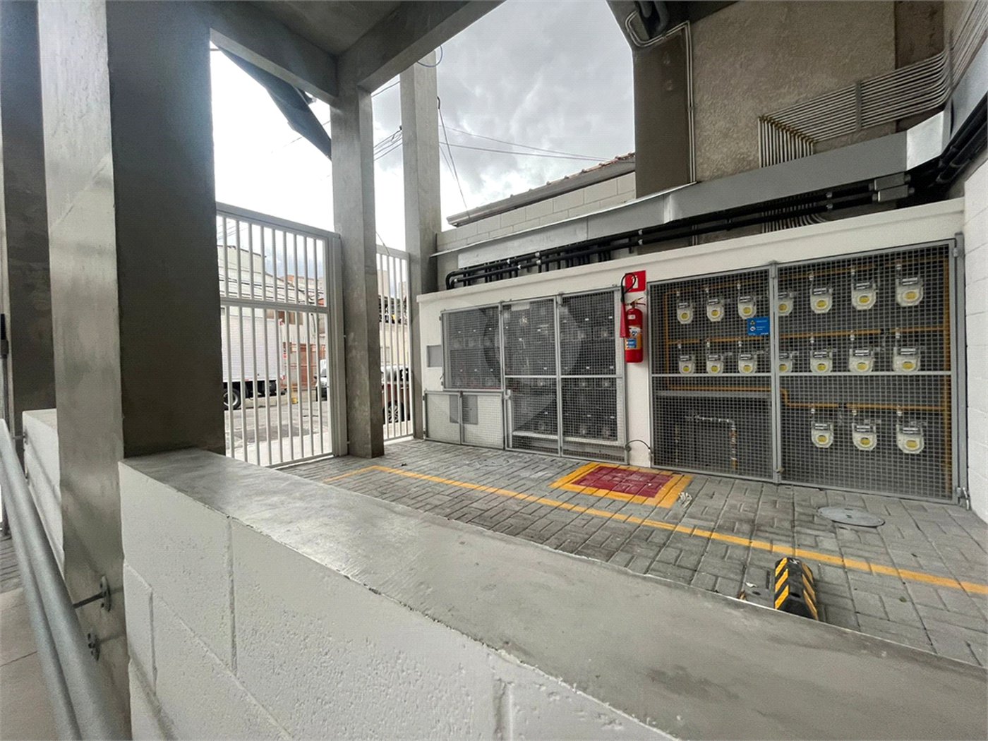 Casa à venda com 2 quartos no condomínio Severa, São Paulo - SP