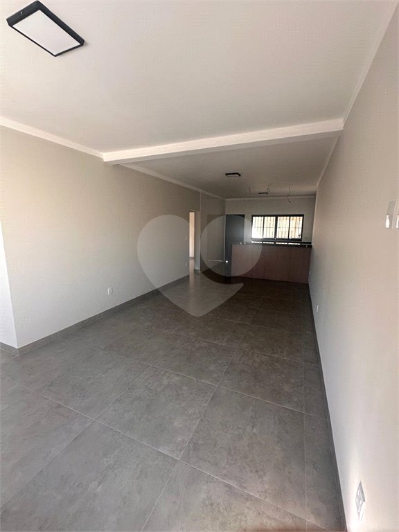 Casa à venda com 4 quartos em Vila Cidade Industrial (vila Xavier), Araraquara, SP