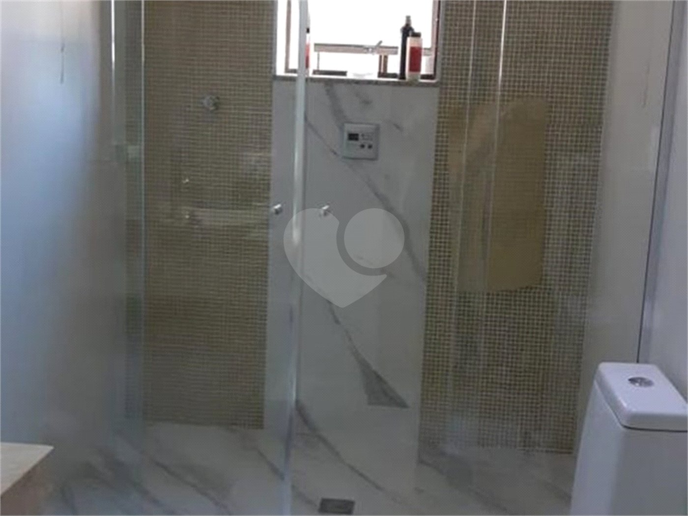 Sobrado à venda com 4 quartos, sendo 1 suíte, em Vila Guilherme, São Paulo, SP