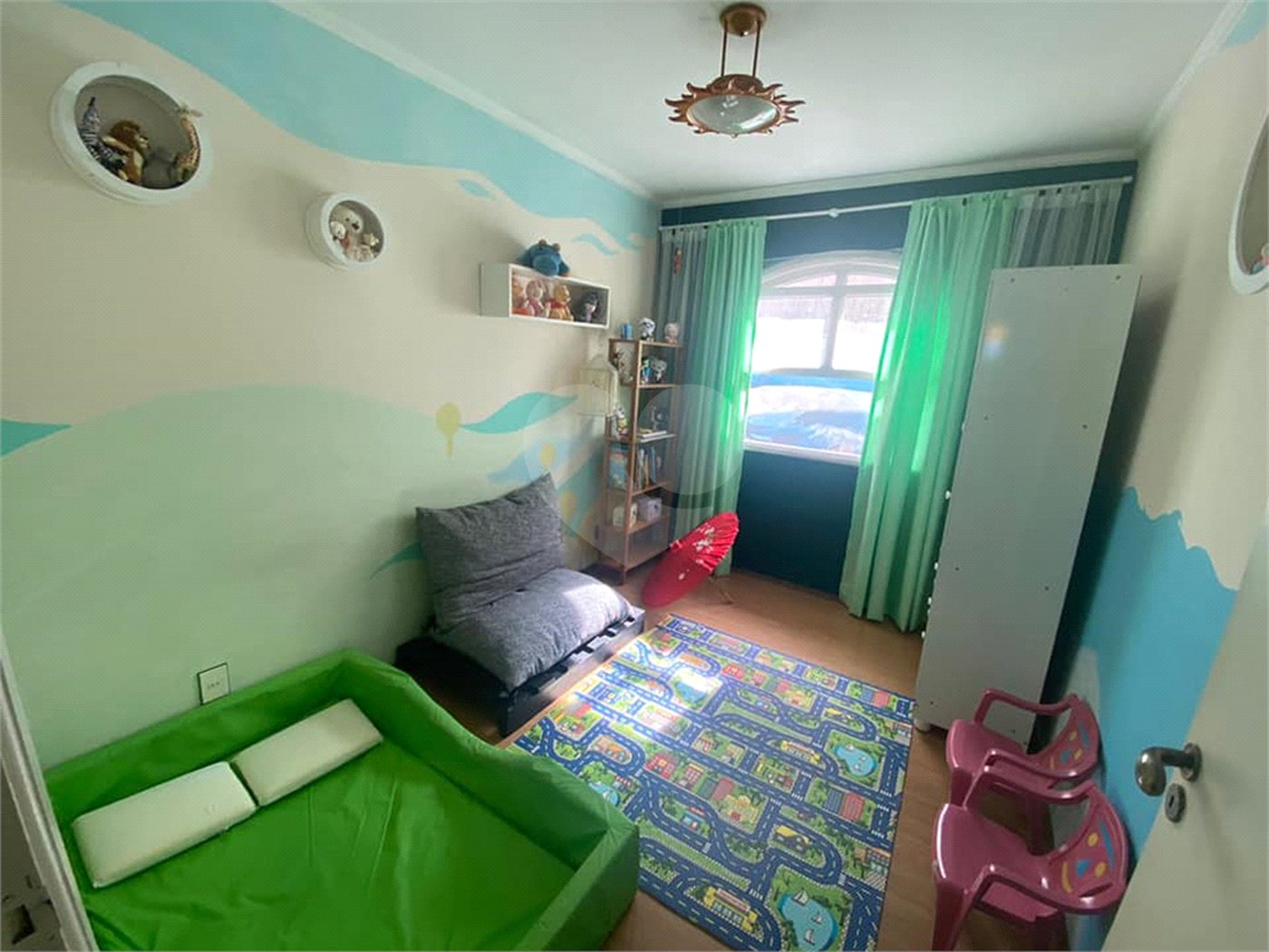 Casa Térrea à venda com 3 quartos, sendo 1 suíte, em Vila Nivi, São Paulo, SP