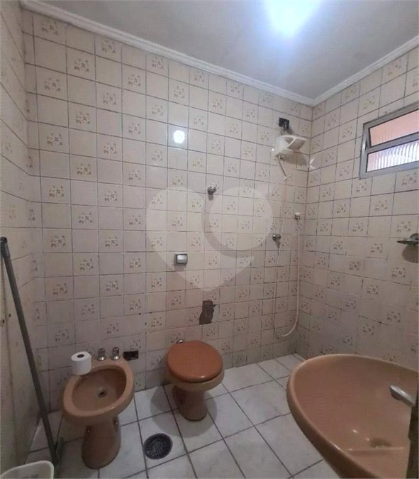 Casa à venda com 4 quartos, sendo 1 suíte,  em Jardim Trussardi, São Paulo, SP