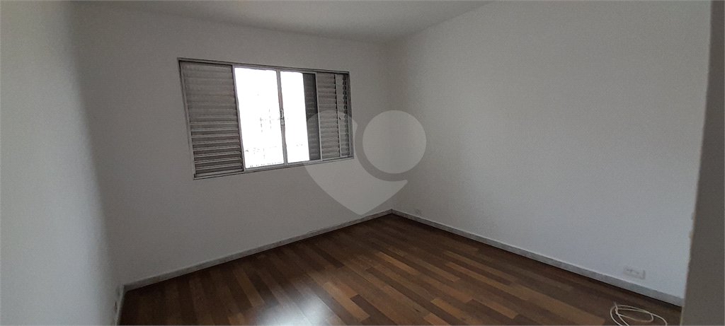 Casa à venda com 3 quartos, sendo 1 suíte, em Santo Amaro, São Paulo, SP