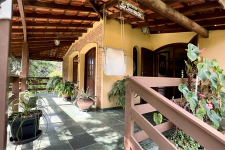 Chácara à venda com 4 quartos, sendo 1 suíte, em Pinheirinho, Vinhedo, SP