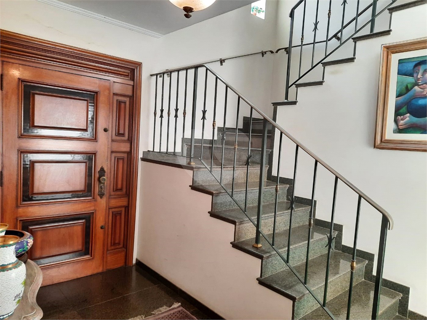 Sobrado à venda com 5 quartos, sendo 3 suítes, em Jardim Marajoara, São Paulo, SP