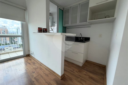 Duplex à venda ou para alugar com 1 suíte em Vila Nova Conceição, São Paulo, SP