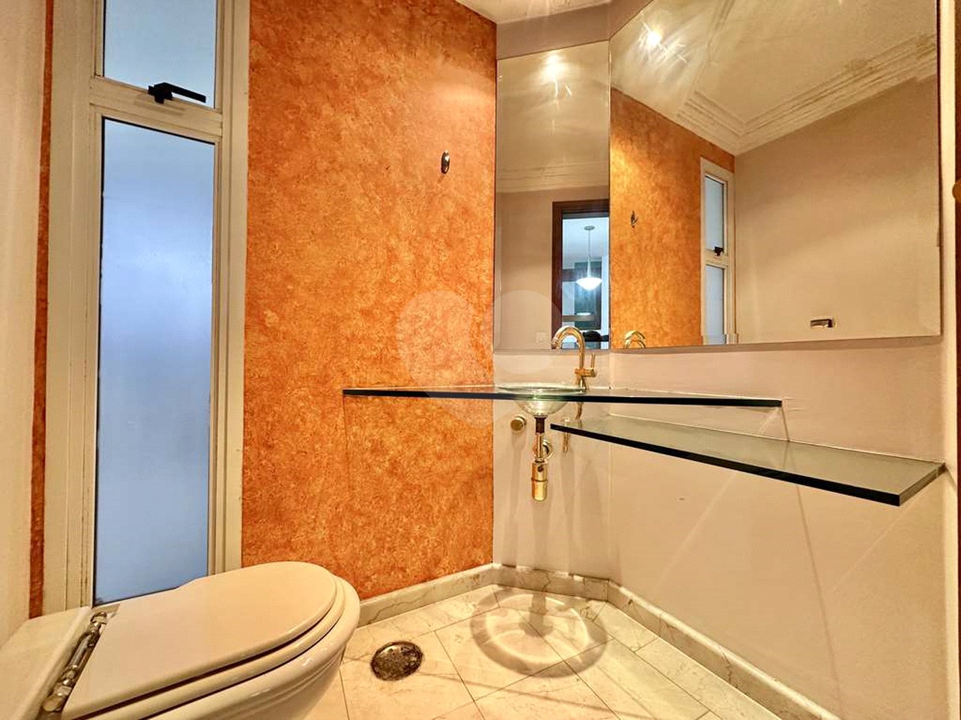 Casa à venda com 4 quartos, sendo 2 suítes,  no condomínio São Paulo Ii, Cotia - SP