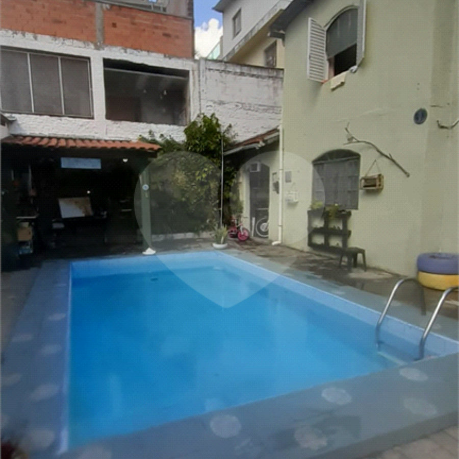 Sobrado à venda com 6 quartos, sendo 1 suíte, em Santa Teresinha, São Paulo, SP