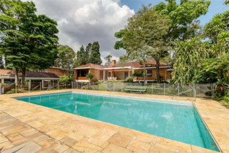 Casa Térrea à venda com 4 quartos, sendo 1 suíte, em Chácara Monte Alegre, São Paulo, SP